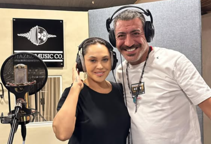 Hülya Avşar ve Hakan Altun'dan Sürpriz Proje!